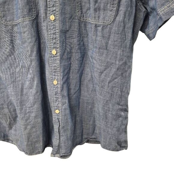 Amazon Essentials Men's Blue Cotton Chambray Button Down Short Sleeve Shirt - Picture 7 of 10